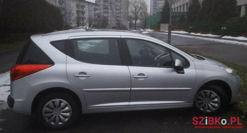 2009' Peugeot 207SW photo #1