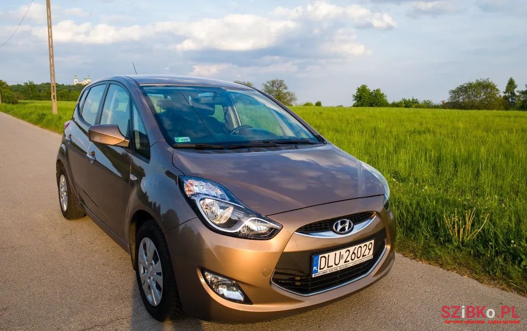 2012' Hyundai Ix20 photo #4