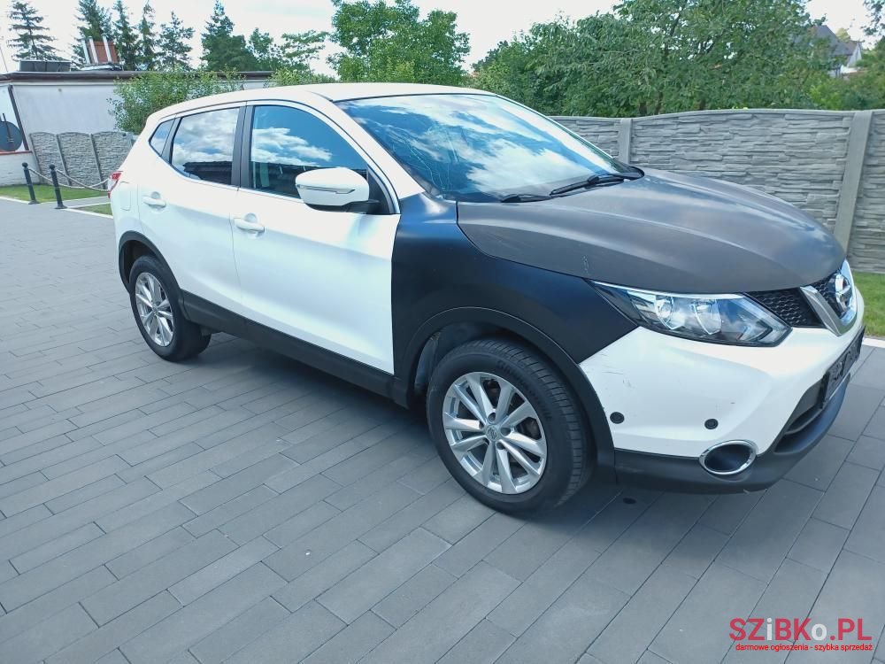 2015' Nissan Qashqai photo #1
