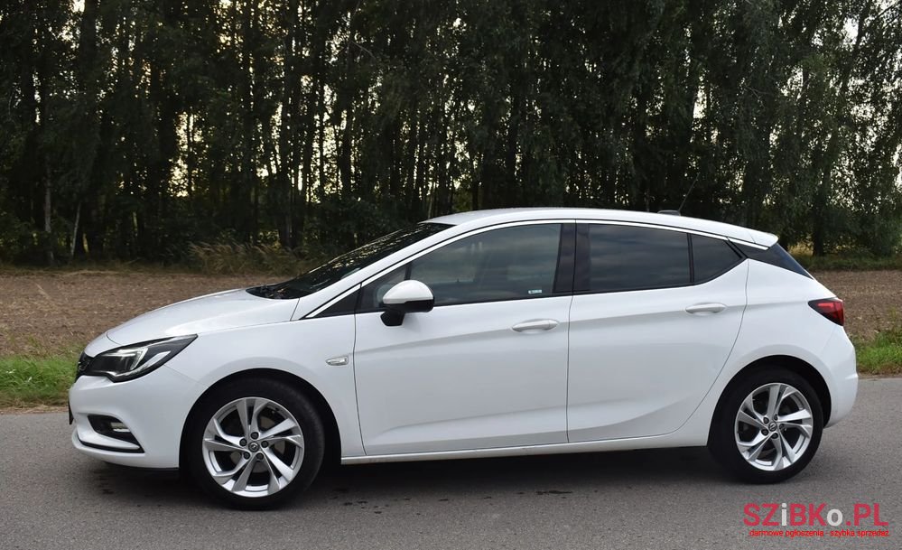 2016' Opel Astra Iv 1.6 Cdti Sport photo #4