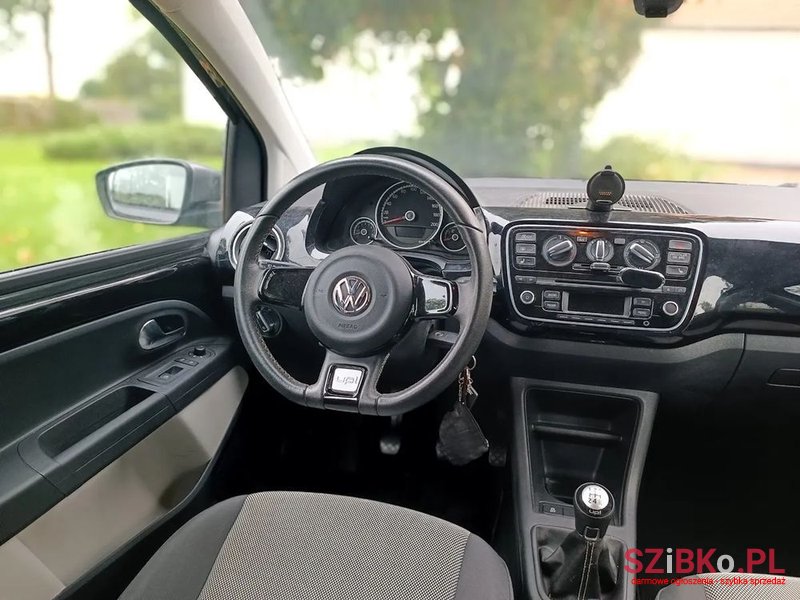 2014' Volkswagen Up! photo #5