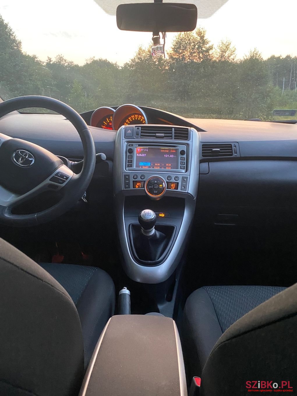 2011' Toyota Verso photo #6