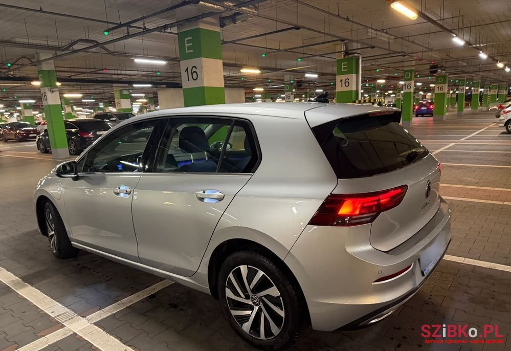 2022' Volkswagen Golf photo #4