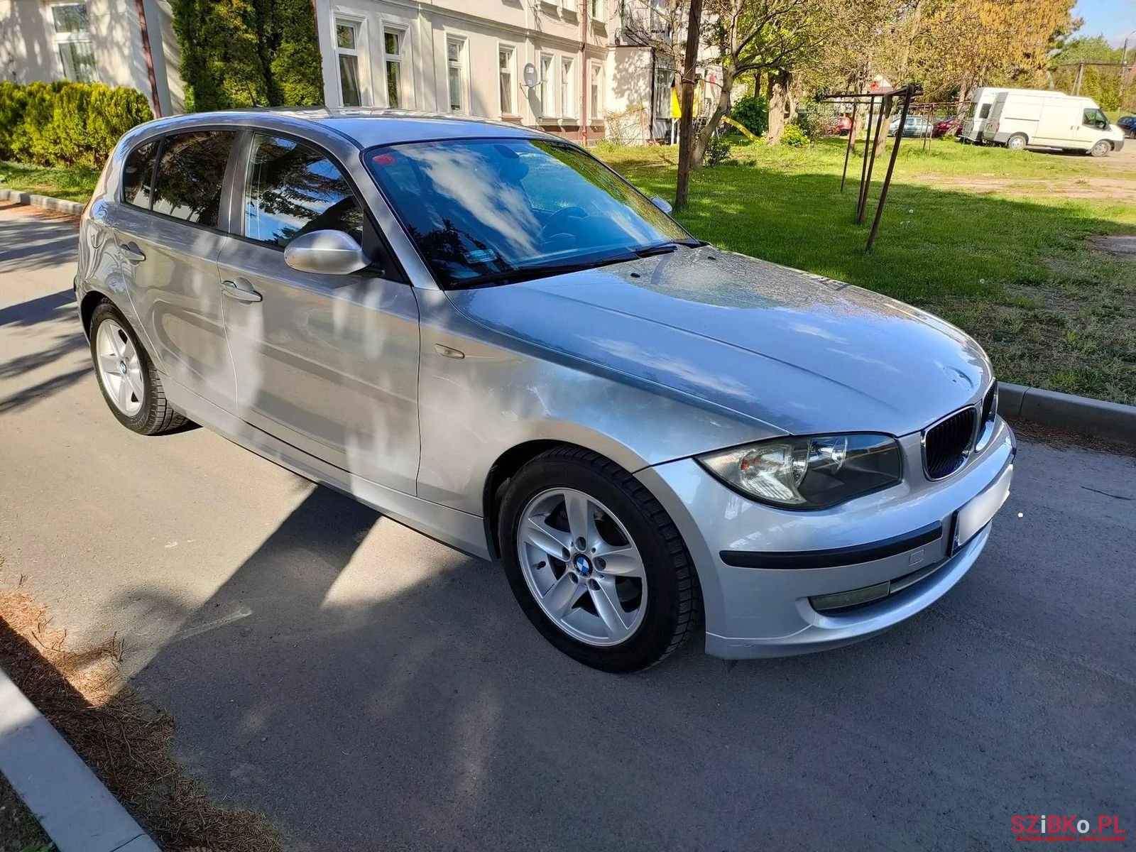 2008' BMW 1 Series photo #4