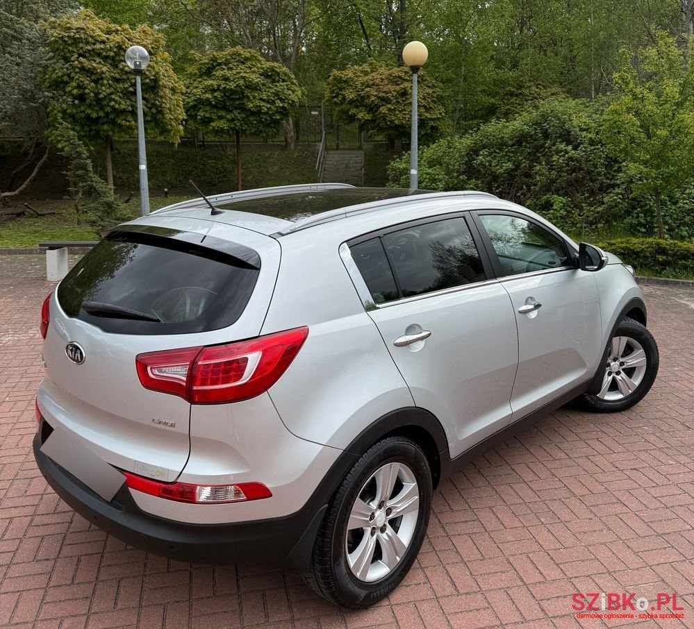 2010' Kia Sportage photo #5