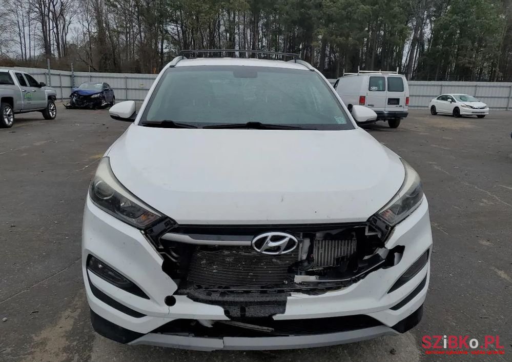 2017' Hyundai Tucson photo #3