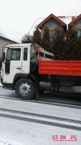 1999' Volvo photo #2