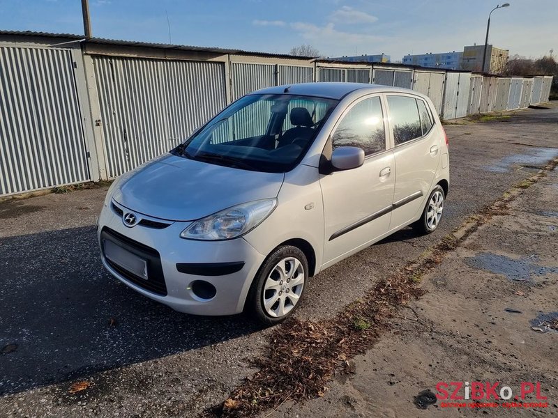 2011' Hyundai i10 1.1 Premium photo #1