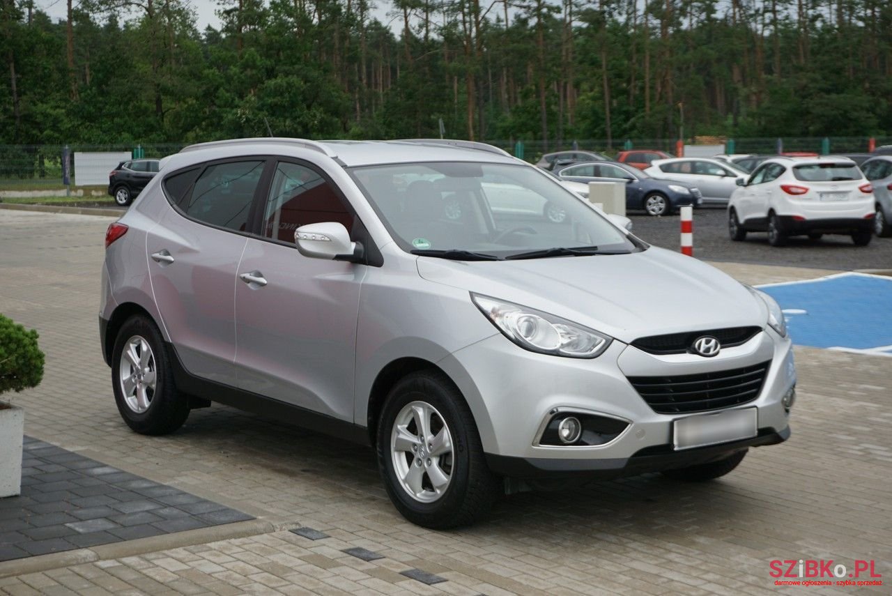 2010' Hyundai ix35 photo #2