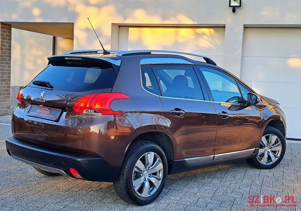 2013' Peugeot 2008 120 Vti Business-Line photo #4