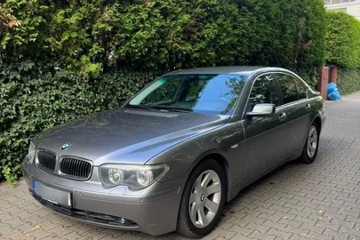 2002' BMW 7 Series 735I