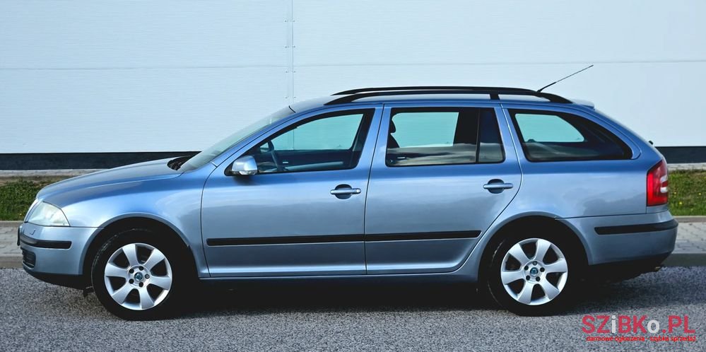 2006' Skoda Octavia photo #2