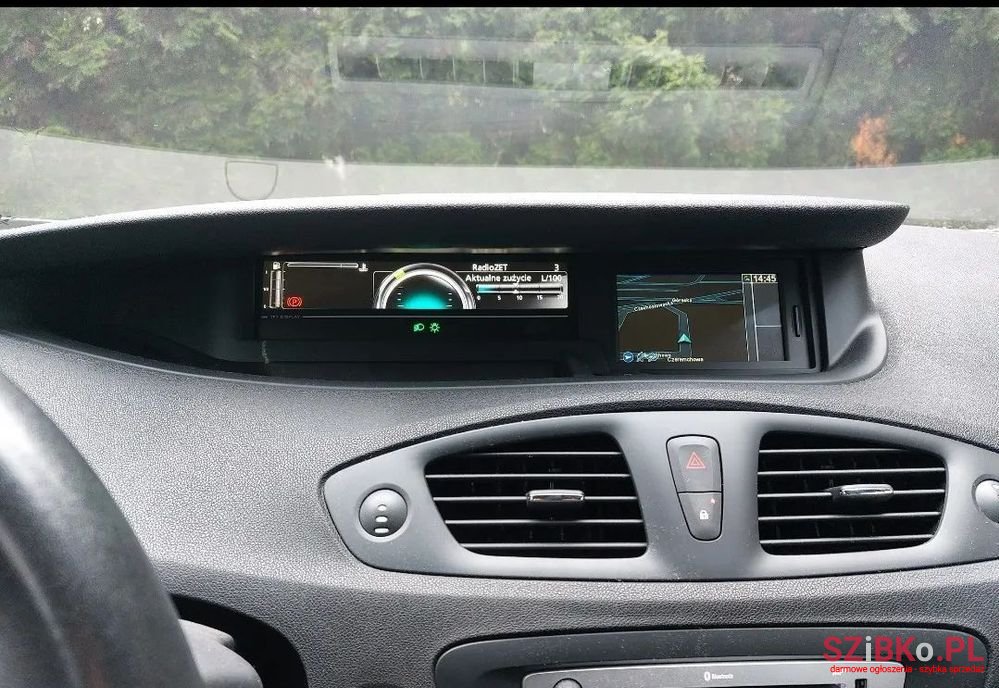 2013' Renault Scenic 1.5 Dci Bose Edc photo #3