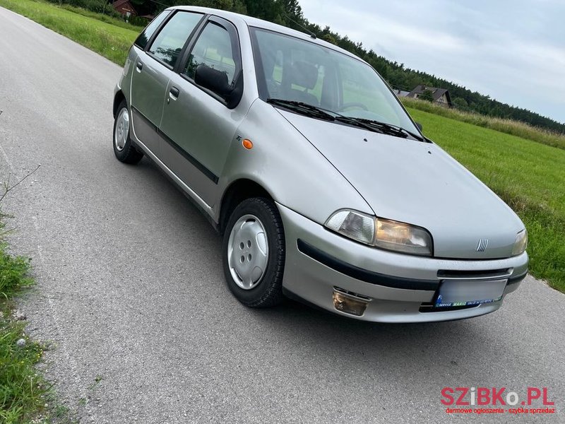 1995' Fiat Punto 75 Elx photo #1