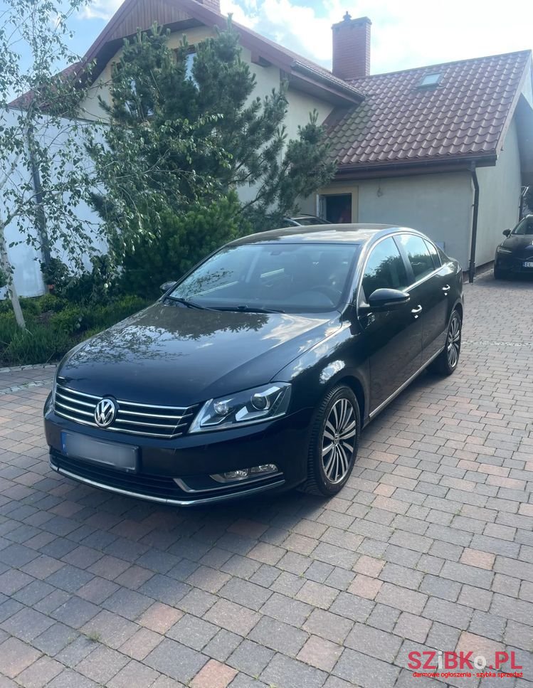 2014' Volkswagen Passat photo #3