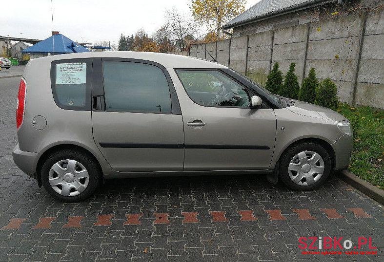 2009' Skoda Roomster photo #1