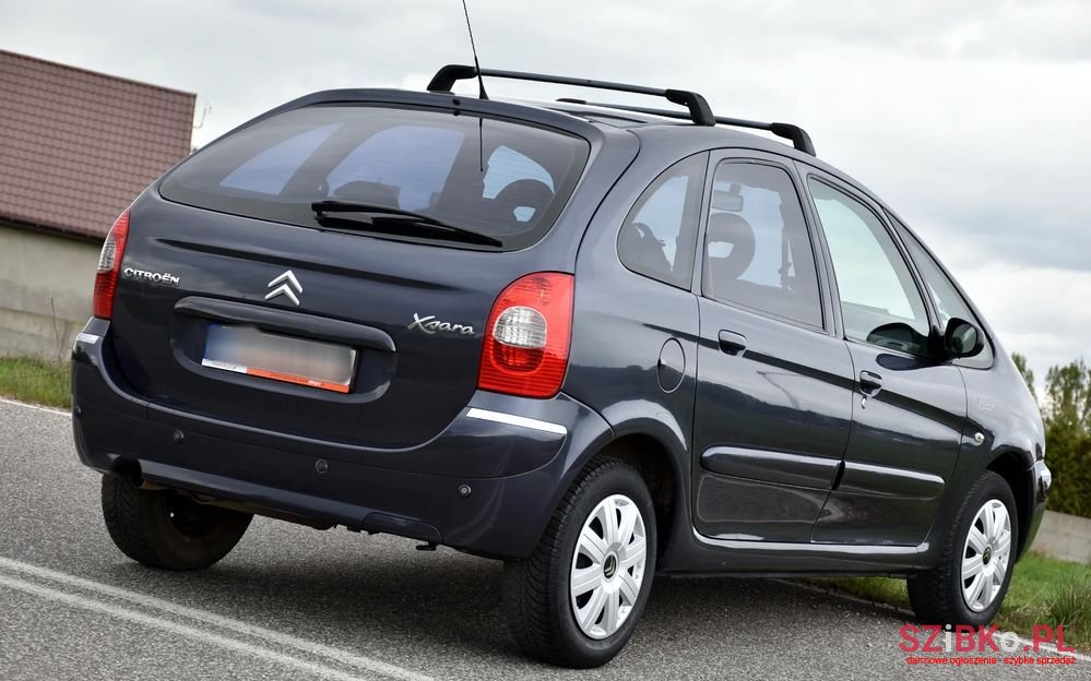 2007' Citroen Xsara Picasso photo #3