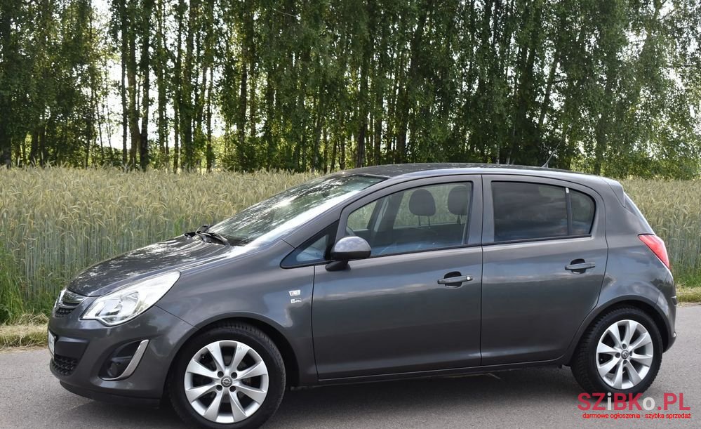 2012' Opel Corsa photo #4