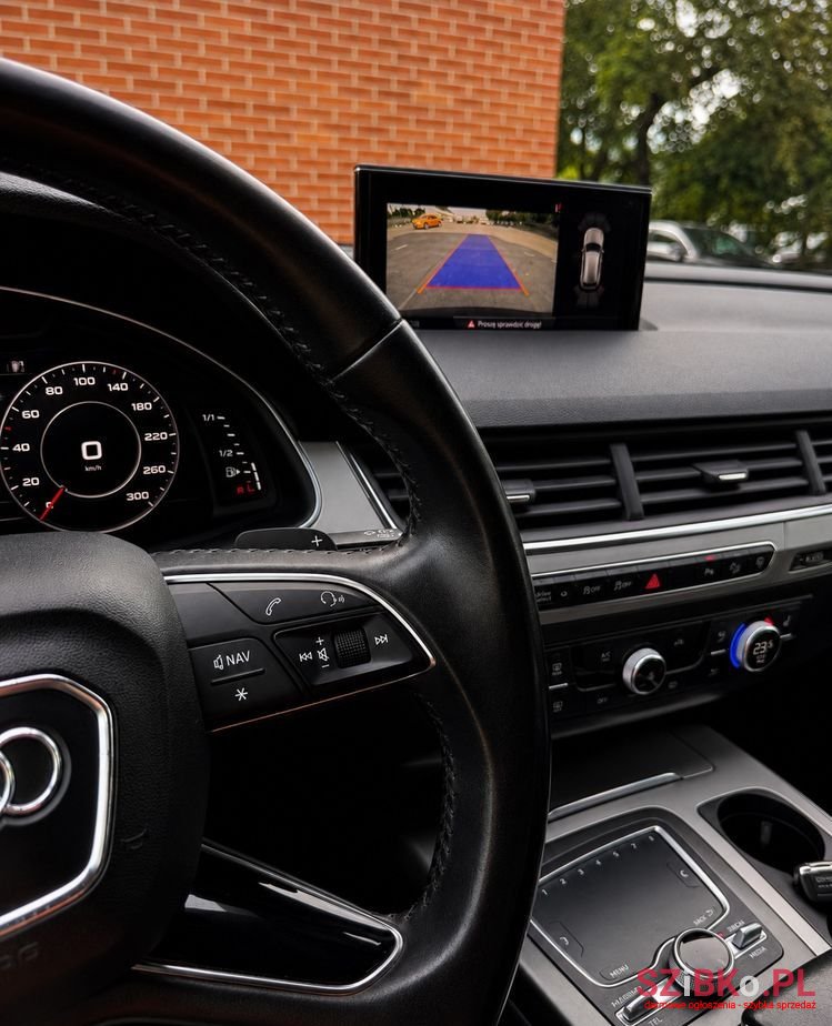 2016' Audi Q7 photo #4