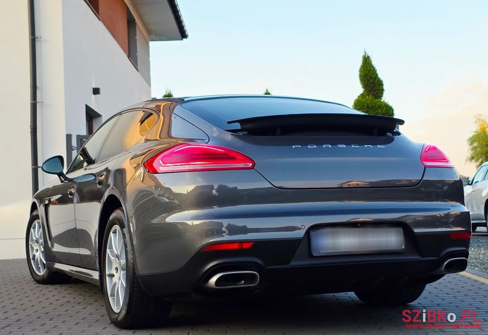 2014' Porsche Panamera Diesel photo #5