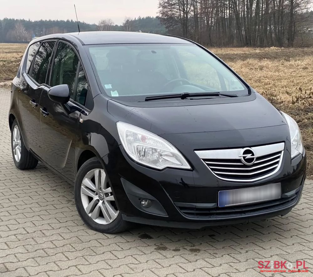 2011' Opel Meriva 1.7 Cdti Cosmo photo #2
