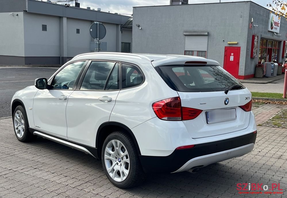 2011' BMW X1 Xdrive18D photo #6