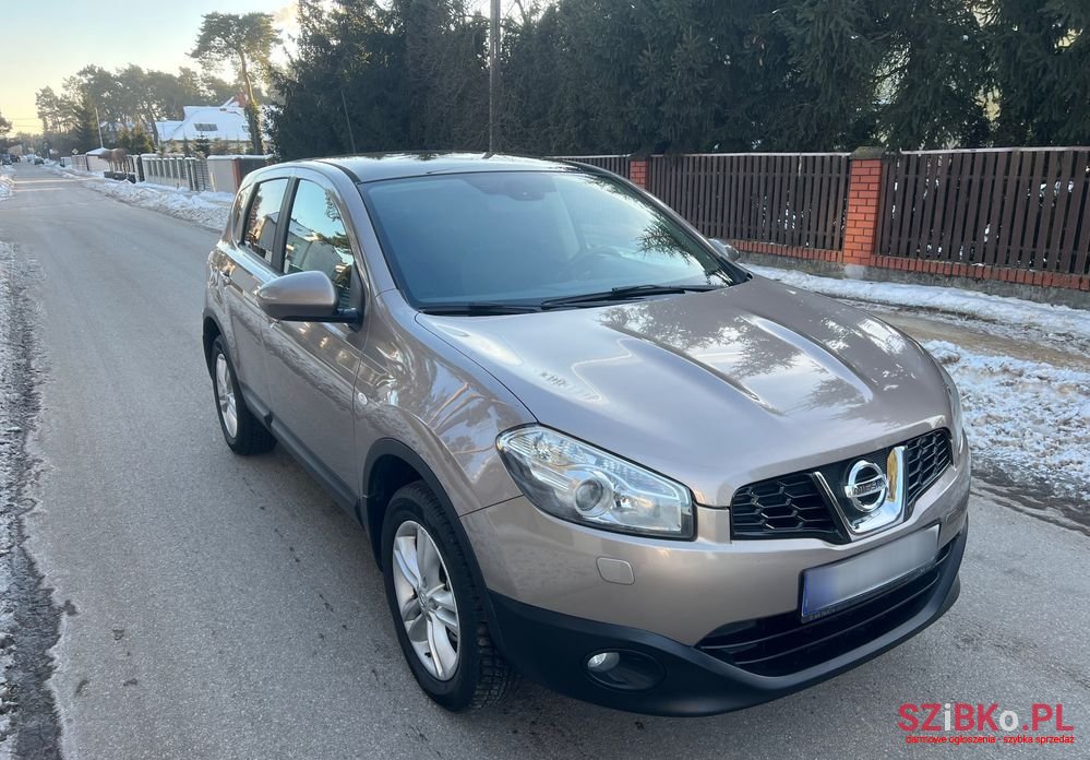 2012' Nissan Qashqai 1.6 Tekna photo #3