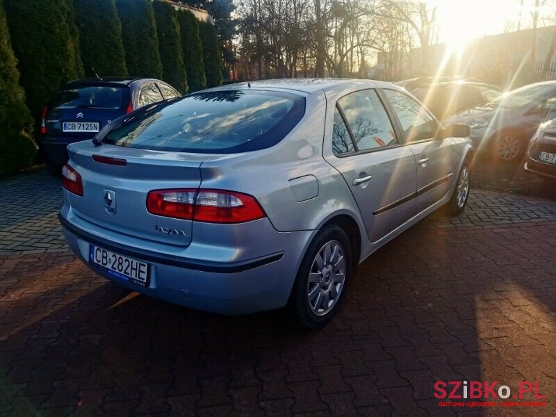 2003' Renault Laguna photo #5