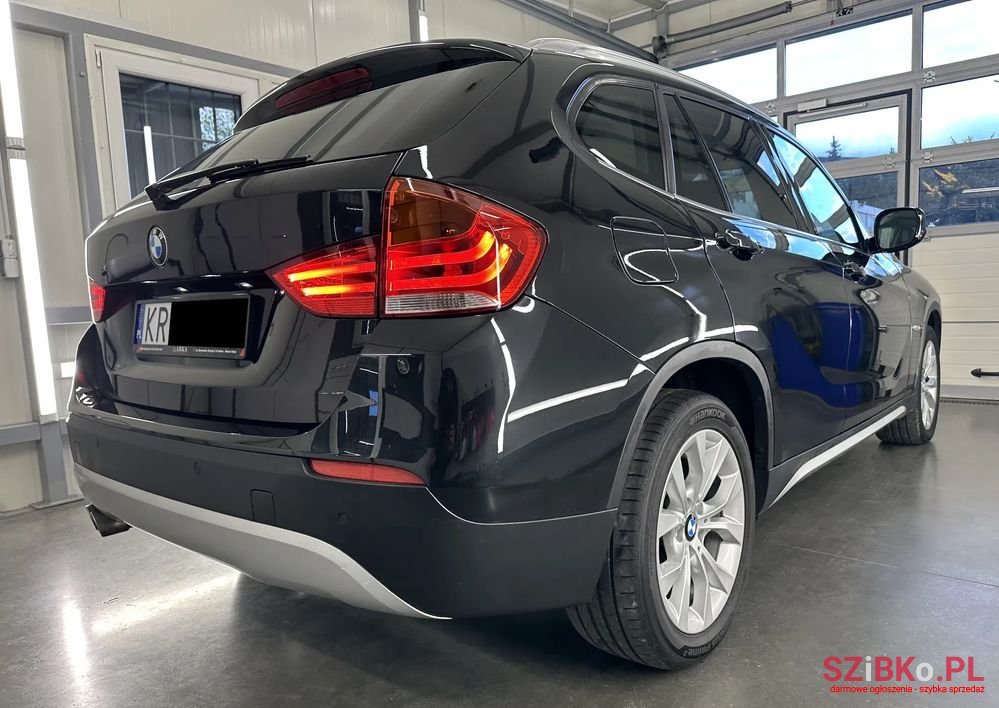 2011' BMW X1 Xdrive20I photo #6