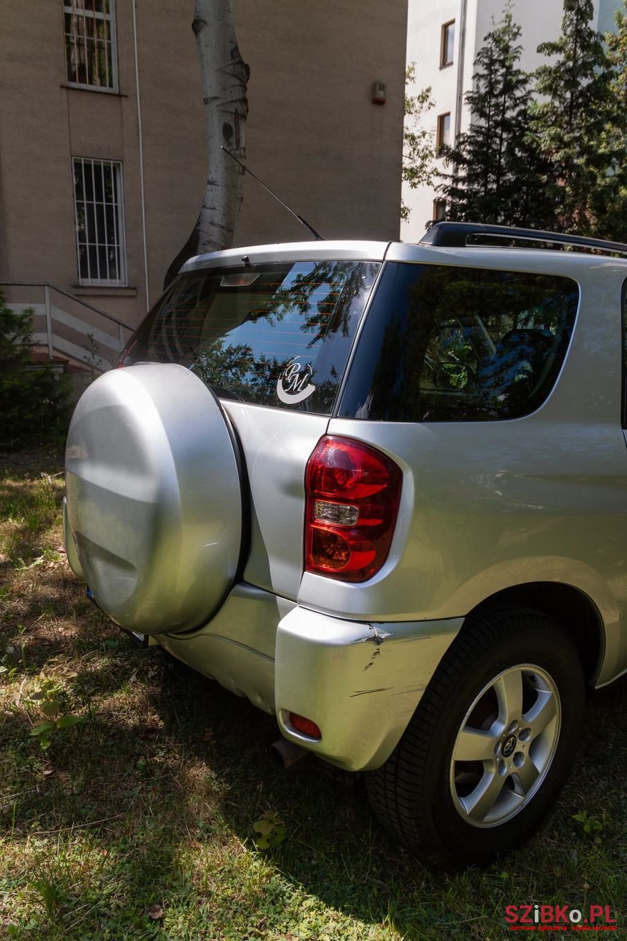 2004' Toyota RAV4 photo #5