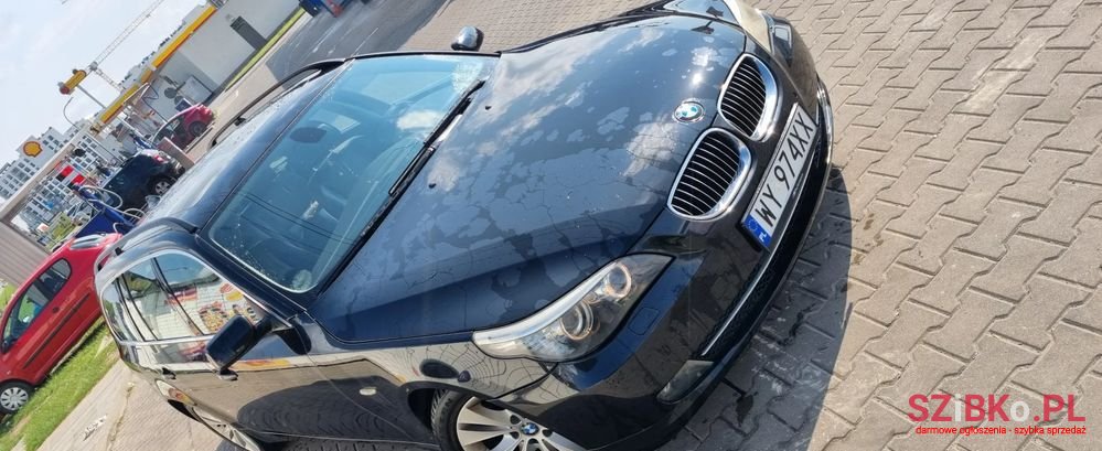 2008' BMW 5 Series 520D Touring photo #1