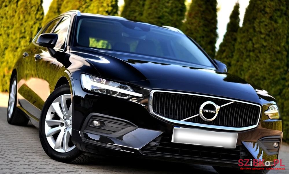 2021' Volvo V60 D3 photo #3