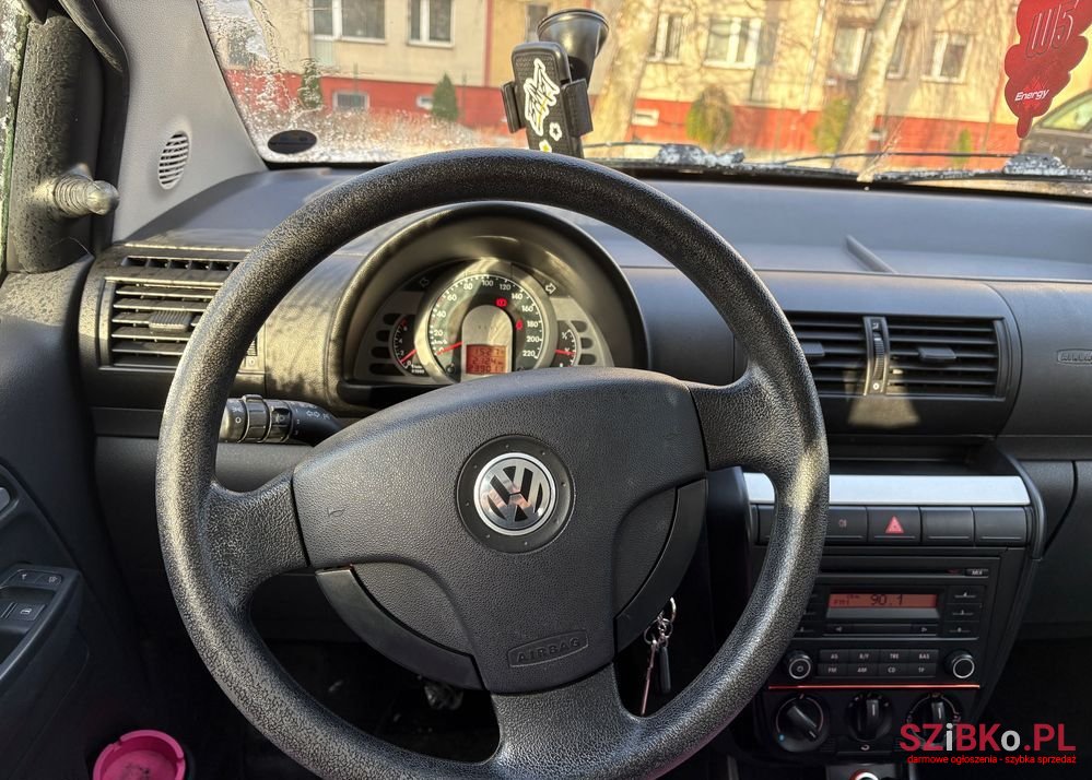 2007' Volkswagen Fox 1.2 photo #2