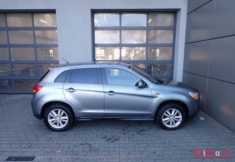 2014' Mitsubishi ASX 1.8 Di-D 2Wd Instyle photo #5