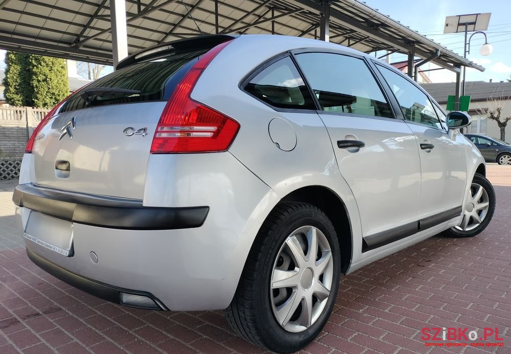 2005' Citroen C4 1.4 16V Style photo #4