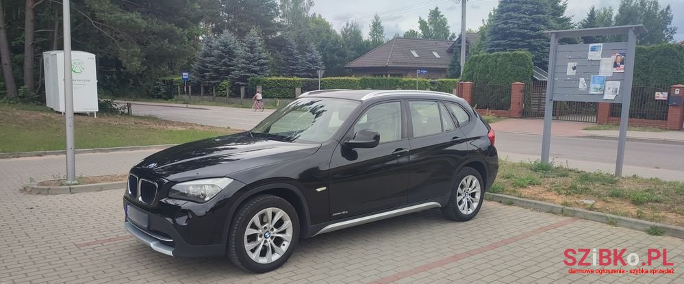 2010' BMW X1 Xdrive18D photo #1