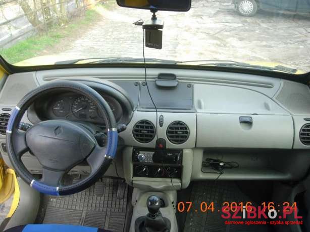 2002' Renault Kangoo photo #2