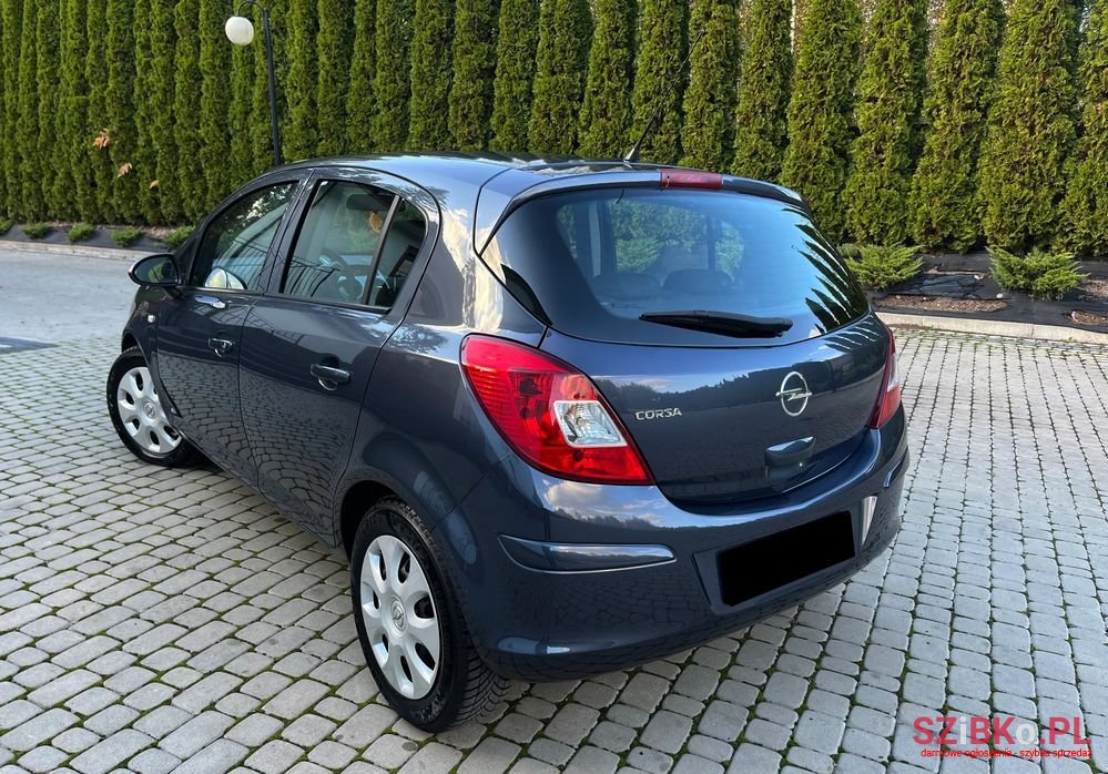 2010' Opel Corsa photo #3