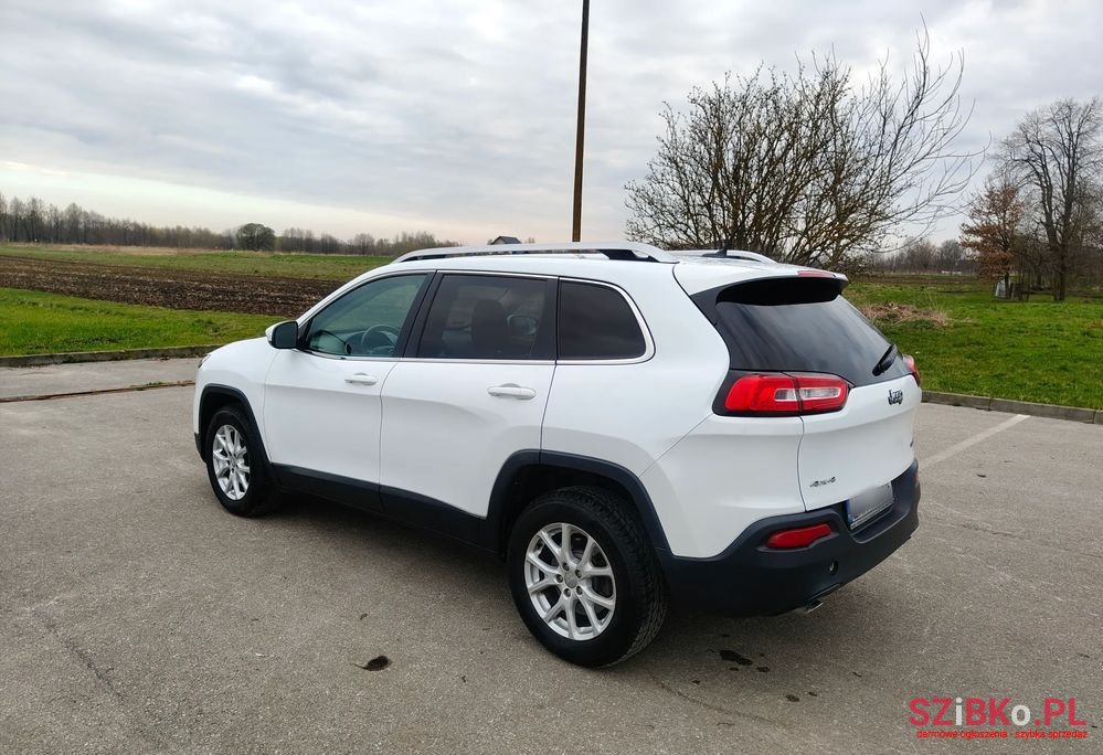 2014' Jeep Cherokee photo #3