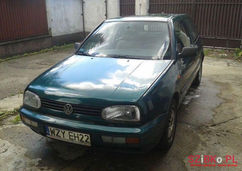 1995' Volkswagen Golf photo #2