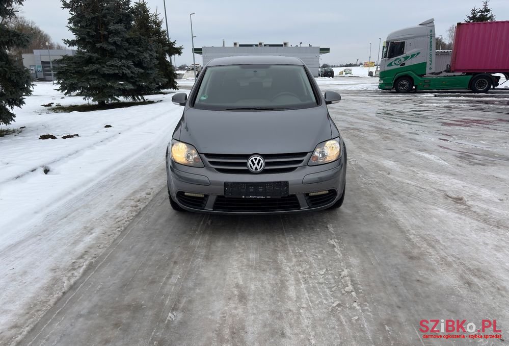 2006' Volkswagen Golf 2.0 Tdi Goal photo #2