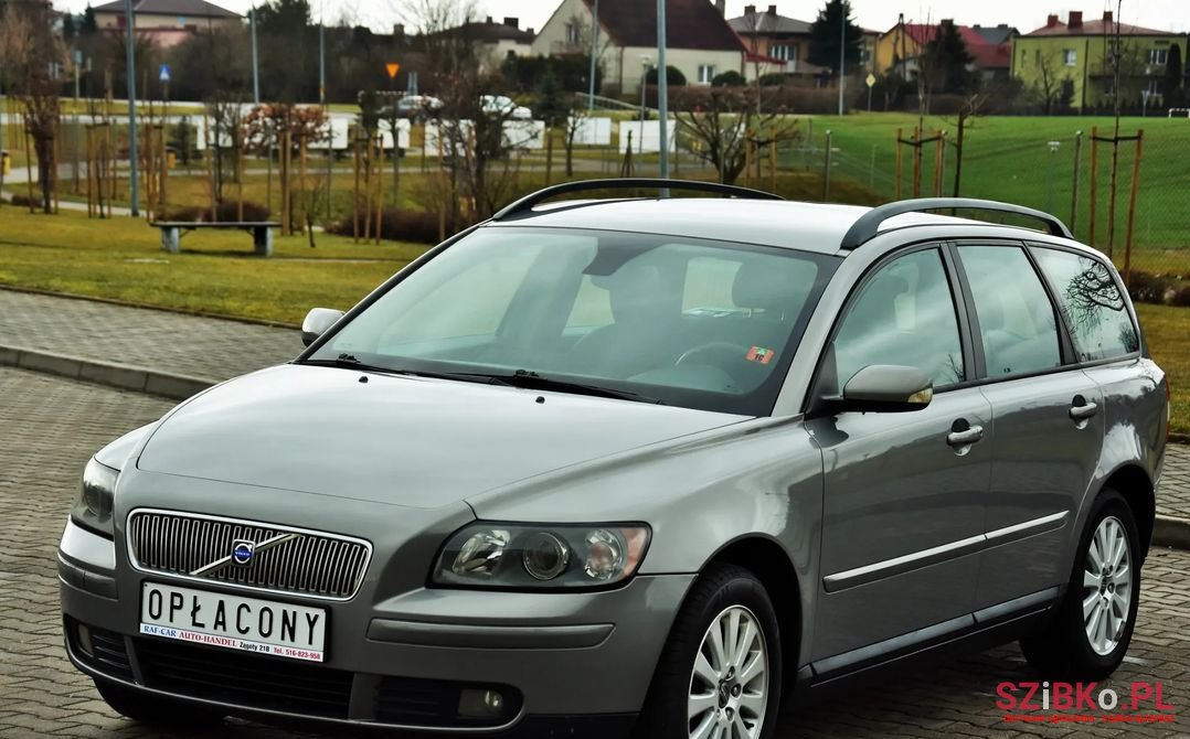 2005' Volvo V50 photo #4