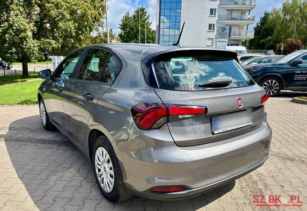 2021' Fiat Tipo 1.0 T3 photo #2