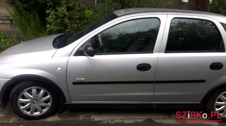 2002' Opel Corsa photo #2