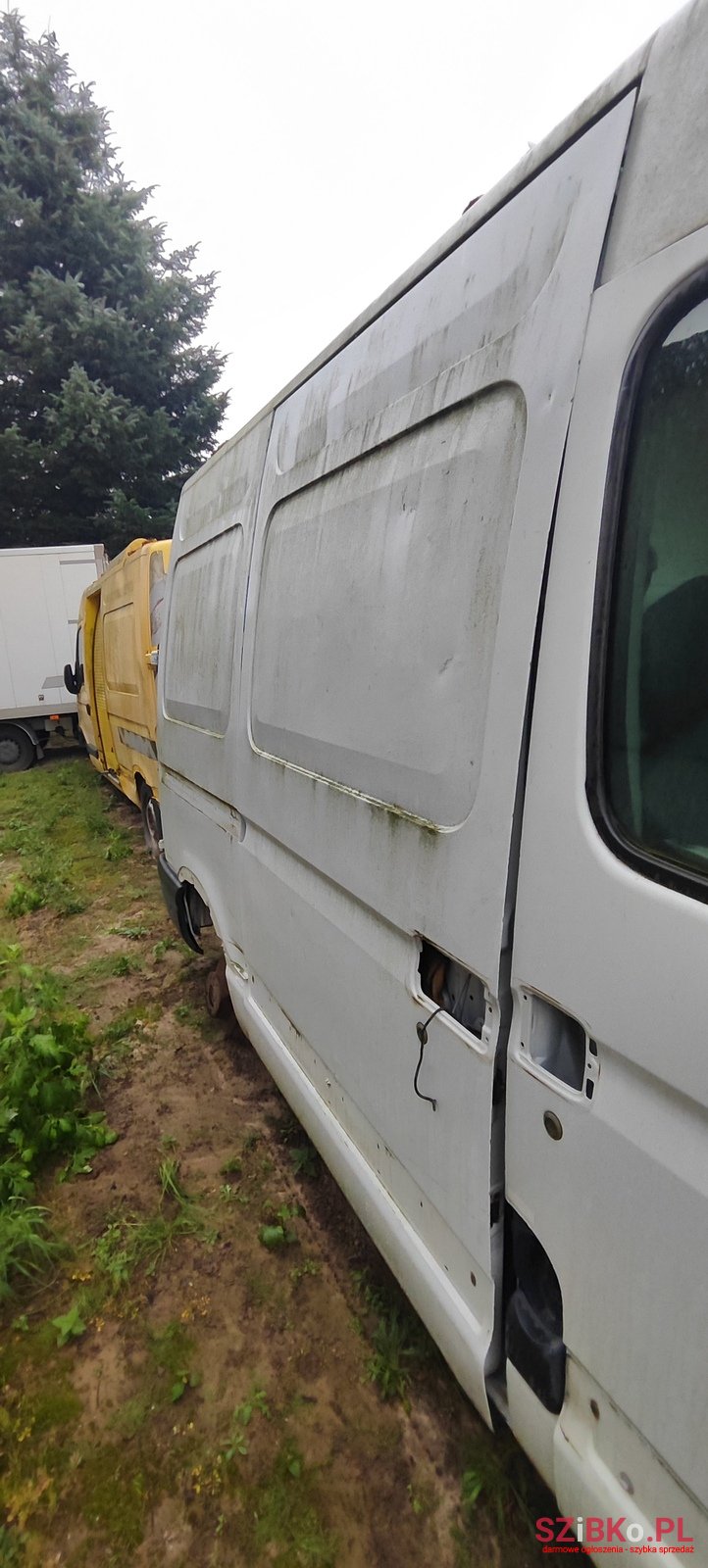 2009' Renault Master II photo #5