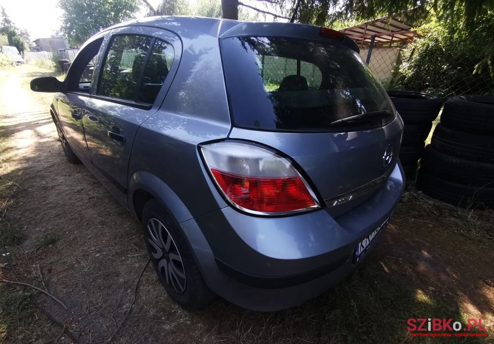 2004' Opel Astra Iii 1.4 Enjoy photo #4