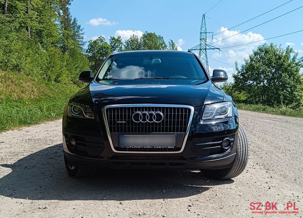 2009' Audi Q5 S Tronic photo #2