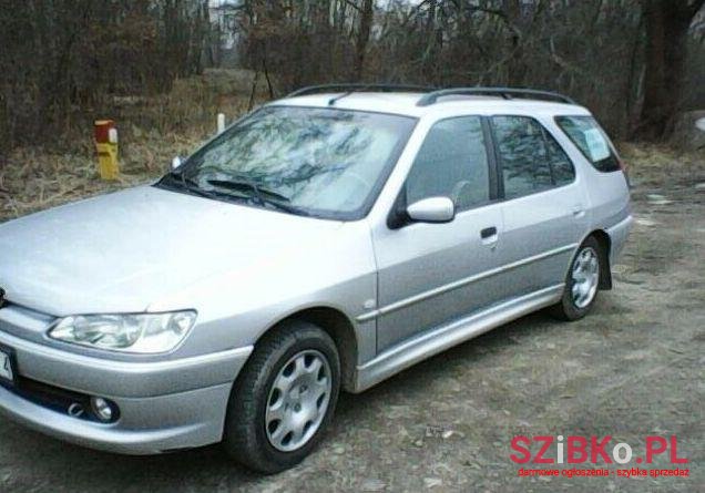 2001' Peugeot photo #1