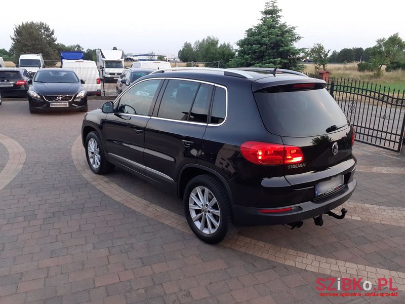 2012' Volkswagen Tiguan photo #4