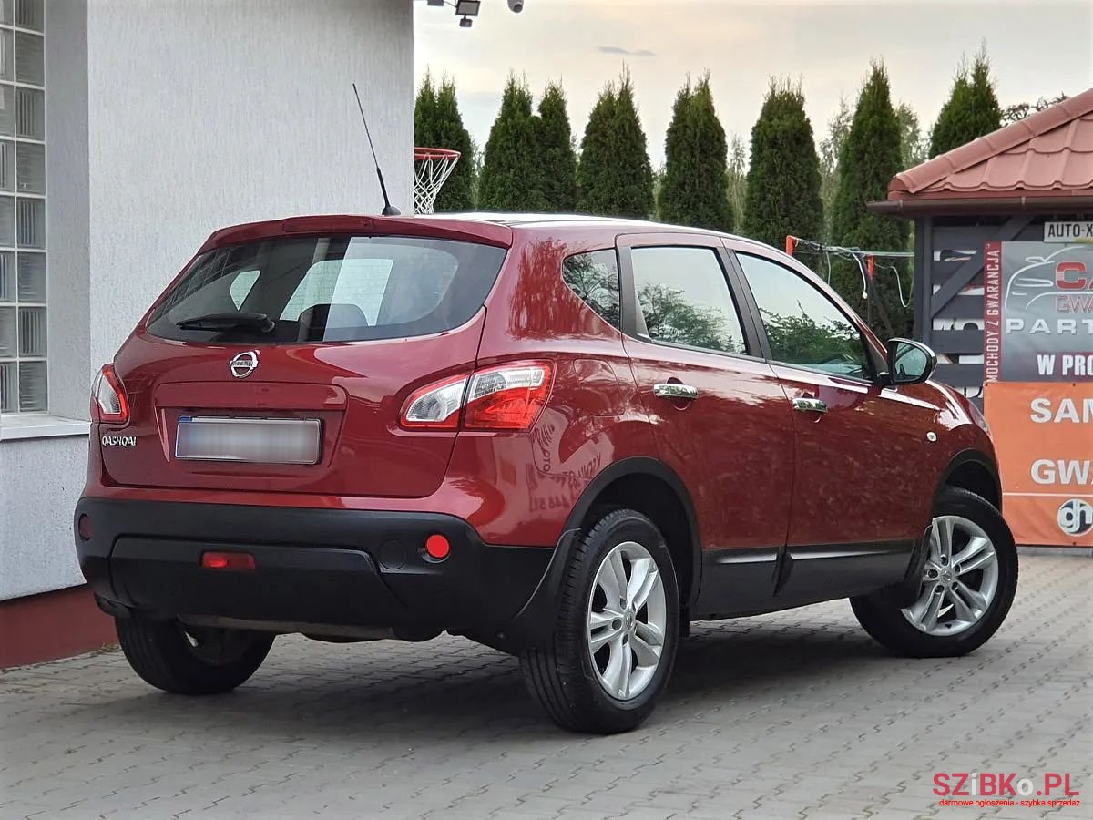 2011' Nissan Qashqai photo #2